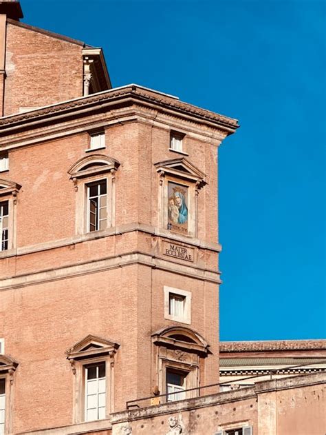 Sunlit Corner Of Apostolic Palace In Vatican · Free Stock Photo