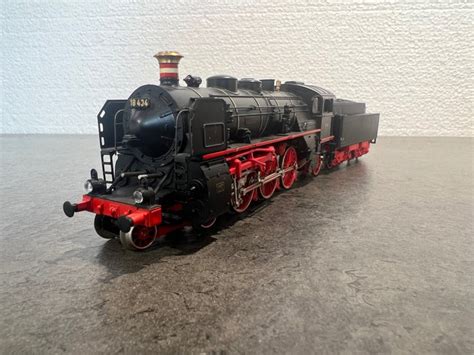 Märklin H0 3318 Steam locomotive with tender BR 18 434 Digital