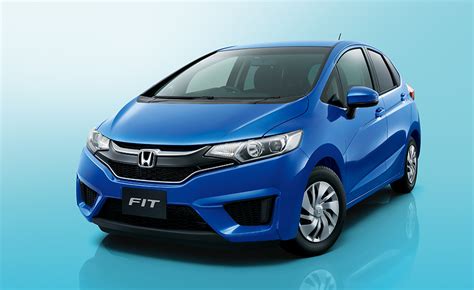 「FIT(フィット)」に特別仕様車「FINE EDITION(ファインエディション)」を設定し発売 | Honda 企業情報サイト