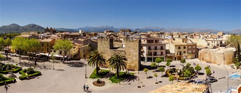 Alcúdia de hotspot van Mallorca met de mooiste en langste stranden