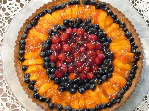 Mille Fiori Favoriti Almond Fruit Tart