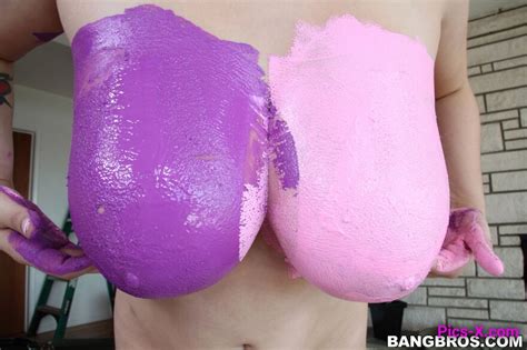 Amateur Big Natural 38 Triple D Tits Big Tits Round 0037 Porn Pic