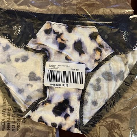 Soma Intimates Sleepwear Nwt Panty Soma Embraceablesignature Lace Bikini Panty Underwear