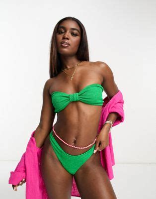 Top De Bikini Verde Luminoso Palabra De Honor Con Parte Delantera