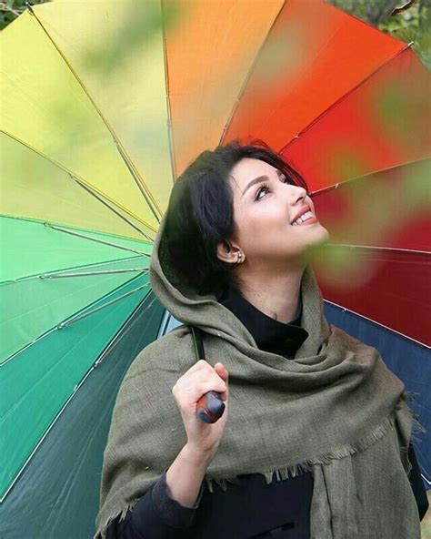 Pin By Rabyya Masood On I Ł♡√e Rªiη ☔ Iranian Beauty Umbrella