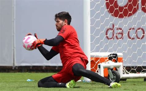 Tite Prioriza Defesa E Ataque Em Treino Do Fla Coluna Do Fla