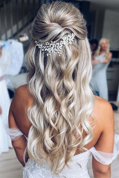 Wedding Hair Trends 12 Ideas 2024 Guide Expert Tips Wedding Hair