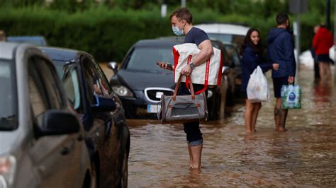 Comunidad Valenciana Las Lluvias Torrenciales Dejan Inundaciones