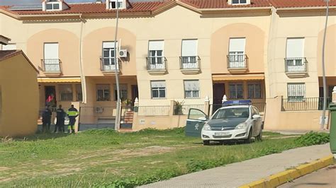 Muere una mujer de 50 años en el incendio de una vivienda en Badajoz