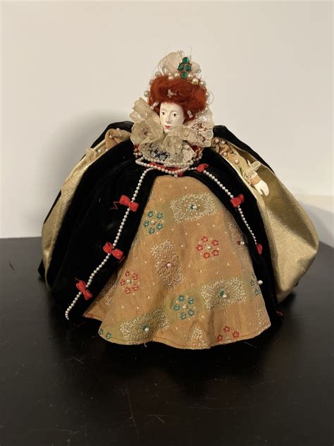 Mavin Vintage 1976 8 Peggy Nisbet Doll Queen Elizabeth 1