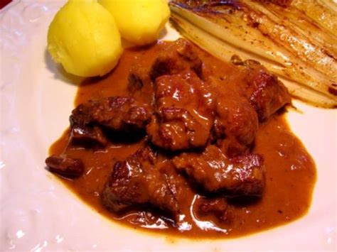 Gulasch Halb Rind Halb Schwein Rezept Kochbar De