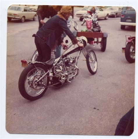 Speed Club Metal Flake