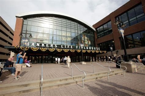 Arena Tour General Exterior Views Of All 29 Nba Arenas Photo Gallery