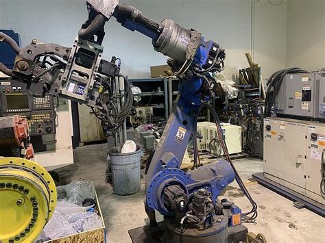 Used Yaskawa Motoman Es165d 6 Axis Cnc Robot With Dx100 Controller