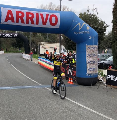 Team Go Fast Domenica A Campo Di Giove L Esordio Di Davide Leone