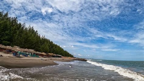 Rri Co Id Mengintip Keindahan Pantai Pohon Seribu Di Pasaman Barat