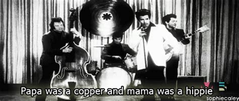 Red Hot Chili Peppers Dani California Tekst T Umaczenie Interpretacja Tekstowo Groove Pl