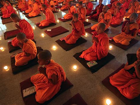 Tibetan Buddhist monks attend Guru Purnima prayer - Tibetan Buddhist ...