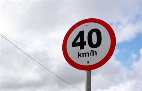 390+ 40 Kilometre Photos Stock Photos, Pictures & Royalty-Free Images ...