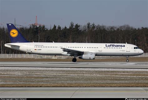 D AIRW Lufthansa Airbus A321 131 Photo by Björn Wylezich ID 253272