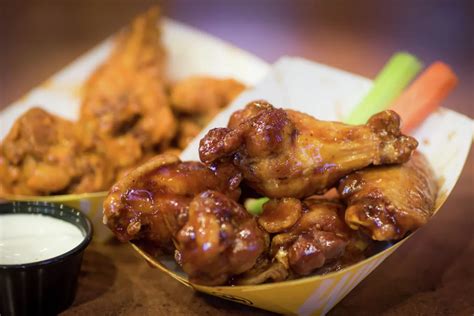 Buffalo Wild Wings Lunch Menu With Prices Hours Updated February