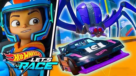 クープとサイドカーはドリフトで巨大なクモを越えられるか Hot Wheels レースでGo YouTube