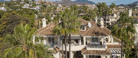 Fabulous Duplex Penthouse With Private Pool Overlooking The Golf Course