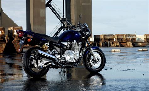 TOP6 najszybszych klasycznych motocykli naked bike na które cię stać nasz ranking Jednoślad pl