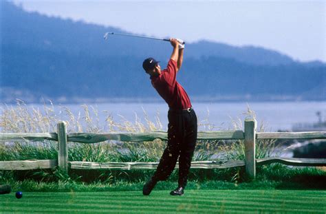The 5 Most Memorable Shots Woods Hit in the 2000 U.S. Open