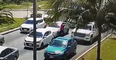 Difunden Video De La Balacera En Zona Hotelera De Cancún Que Dejó Tres