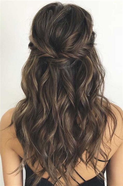 Gorgeous Half Up Half Down Hairstyles That Perfect For A Rustic