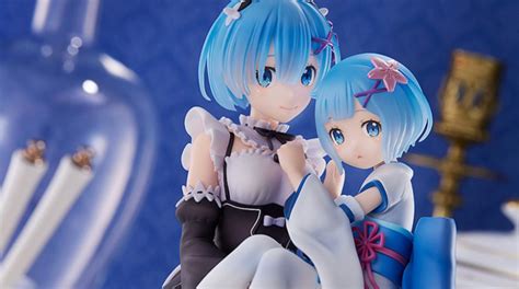 La Nueva Figura De Rezero Rem La Muestra Sosteniéndose A Sí Misma Como