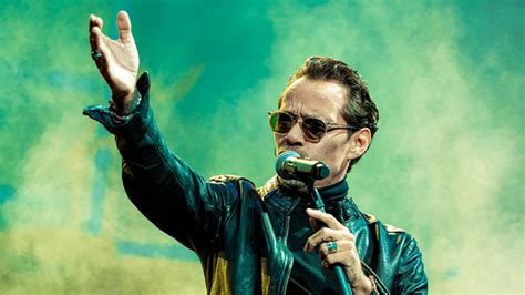 Marc Anthony Brings His Viviendo Tour To San Antonio S Frost Bank Center