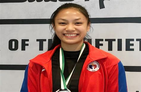 Kaila Napolis Nasungkit Ang Unang Medalya Ng Pilipinas Sa World Combat