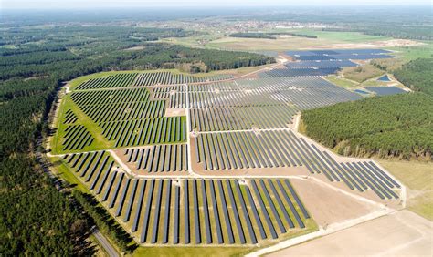 Nowe farmy fotowoltaiczne w Polsce Zielony prąd w 43 tys domów