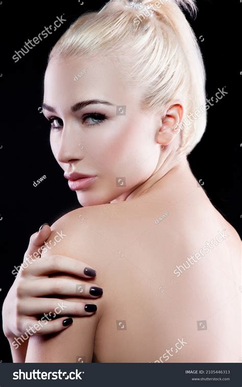 Beauty Face Perfect Skin Natural Nude Stock Photo 2105446313 Shutterstock