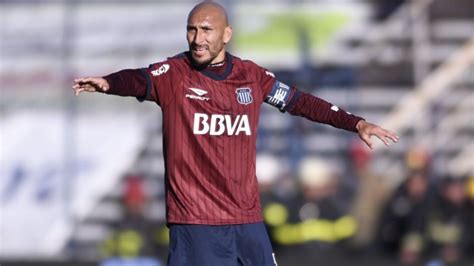 Pablo Guiñazú Anunció Su Retiro Del Fútbol Mendovoz