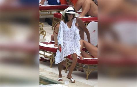 Bethenny Frankel Bares Bikini Body In Seven Photos