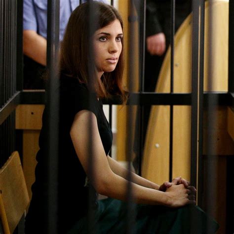 La Pussy Riot Nadejda Tolokonnikova Est Elle En Danger Marie Claire