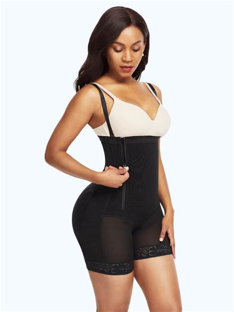 Your 2020 Guide To Plus Size Shapewear