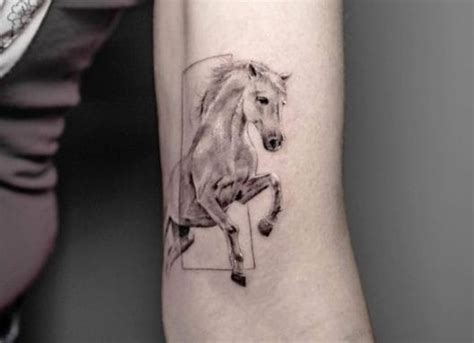 80 Coolest Horse Tattoo Designs - Page 2 of 9 - PetPress