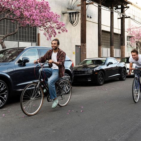 Ciclistas Vs Automovilistas El Complicado Tango De Normas En Las Calles