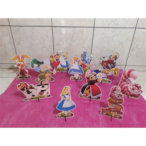 10 Displays De Mesa Alice Pais Das Maravilhas 15 A 20 Cm Madeira MDF