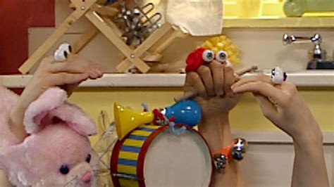 Watch Oobi Season 1 Episode 23: Oobi - Parade/Babysitter – Full show on ...