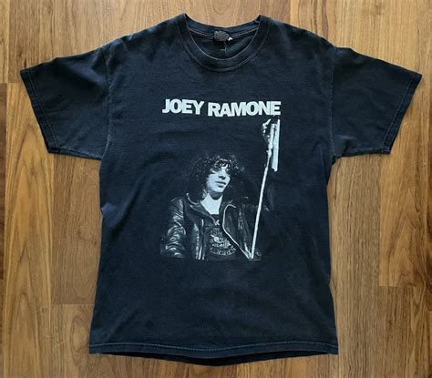 Joey Ramone 2001