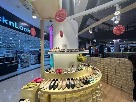 Shoesika AEON MALL Sen Sok City