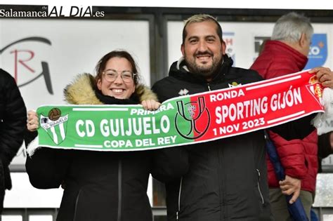 Ambientazo En El Municipal Para Vibrar Con El CD Guijuelo Y Todo Un