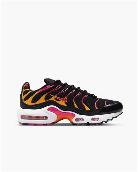 NIKE - Air Max Plus - Trainers