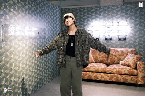 BIGHIT MUSIC Releases 10+ Photos Of BTS’s J-Hope From Throughout The ...