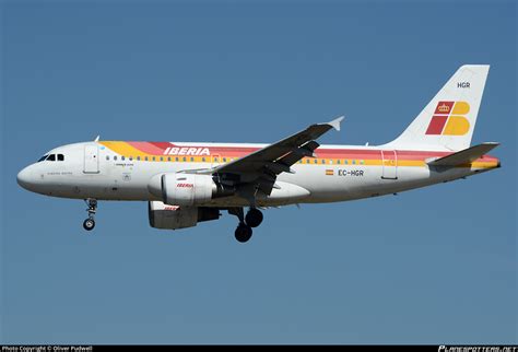 Ec Hgr Iberia Airbus A Photo By Oliver Pudwell Id